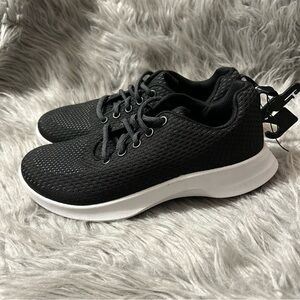 Athletic Works Sneakers Womens Size 9 Black Lace Up Shoes Memory Foam‎